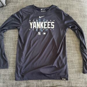 Nike Dri-Fit New York Yankees Navy Long Sleeve Shirt